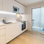 Apartment Jg5.1b - 3 Bedroom Flat With Gym Rooftop Pool