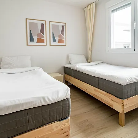 Jg5.1b - 3 Bedroom Flat With Gym Rooftop Pool *