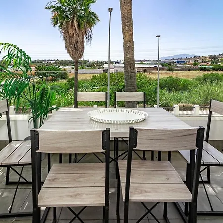 Jg5.1b - 3 Bedroom Flat With Gym Rooftop Pool