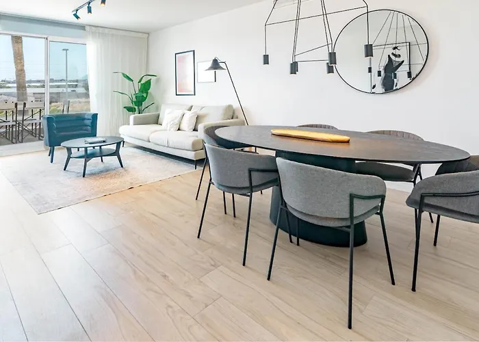 Jg5.1b - 3 Bedroom Flat With Gym Rooftop Pool